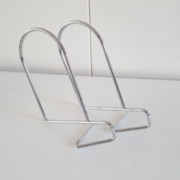 Kajsa Nisse Strinning boekensteunen